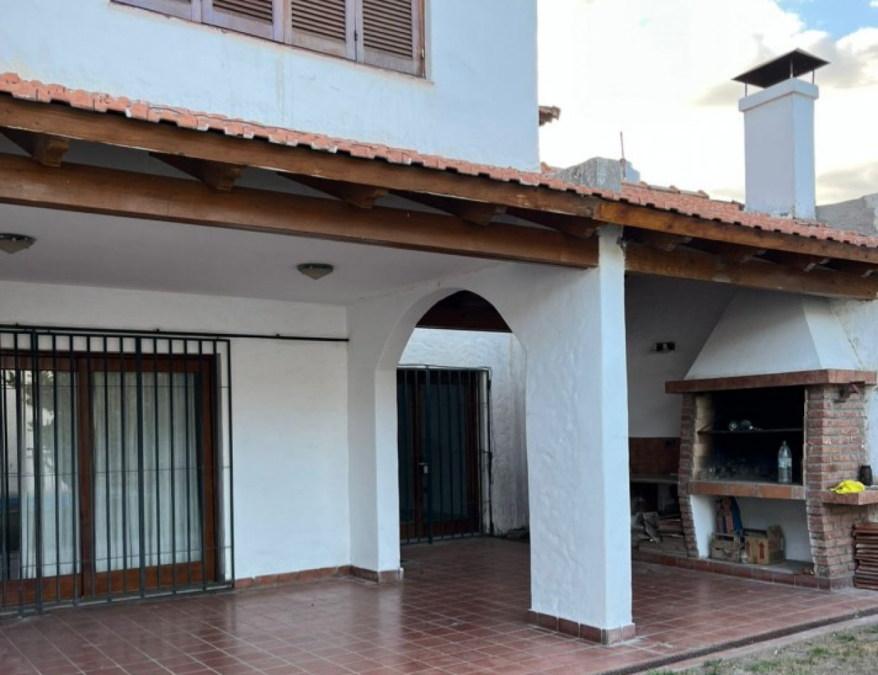 Casa de familia en venta en Tres Cerritos 