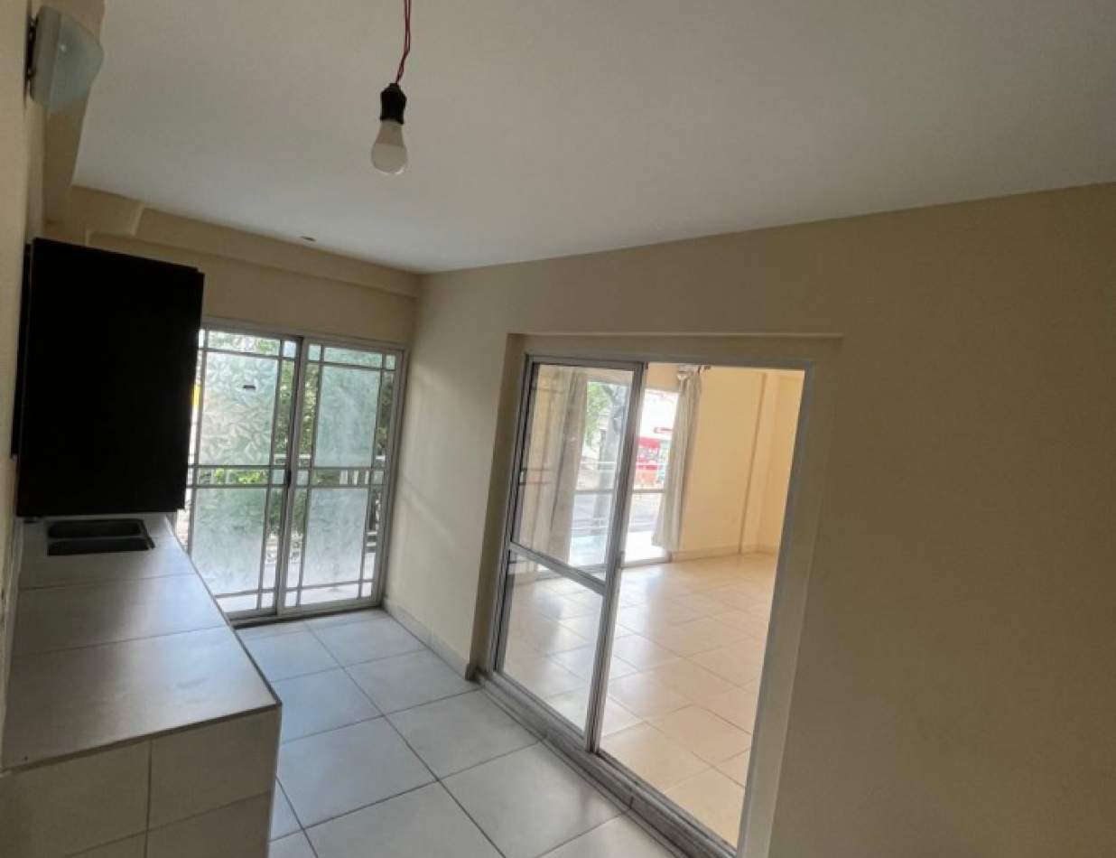 ALQUILER DEPARTAMENTO 3 DORMITORIOS - ¡AMPLIO Y COMODO EN PLENO CENTRO!