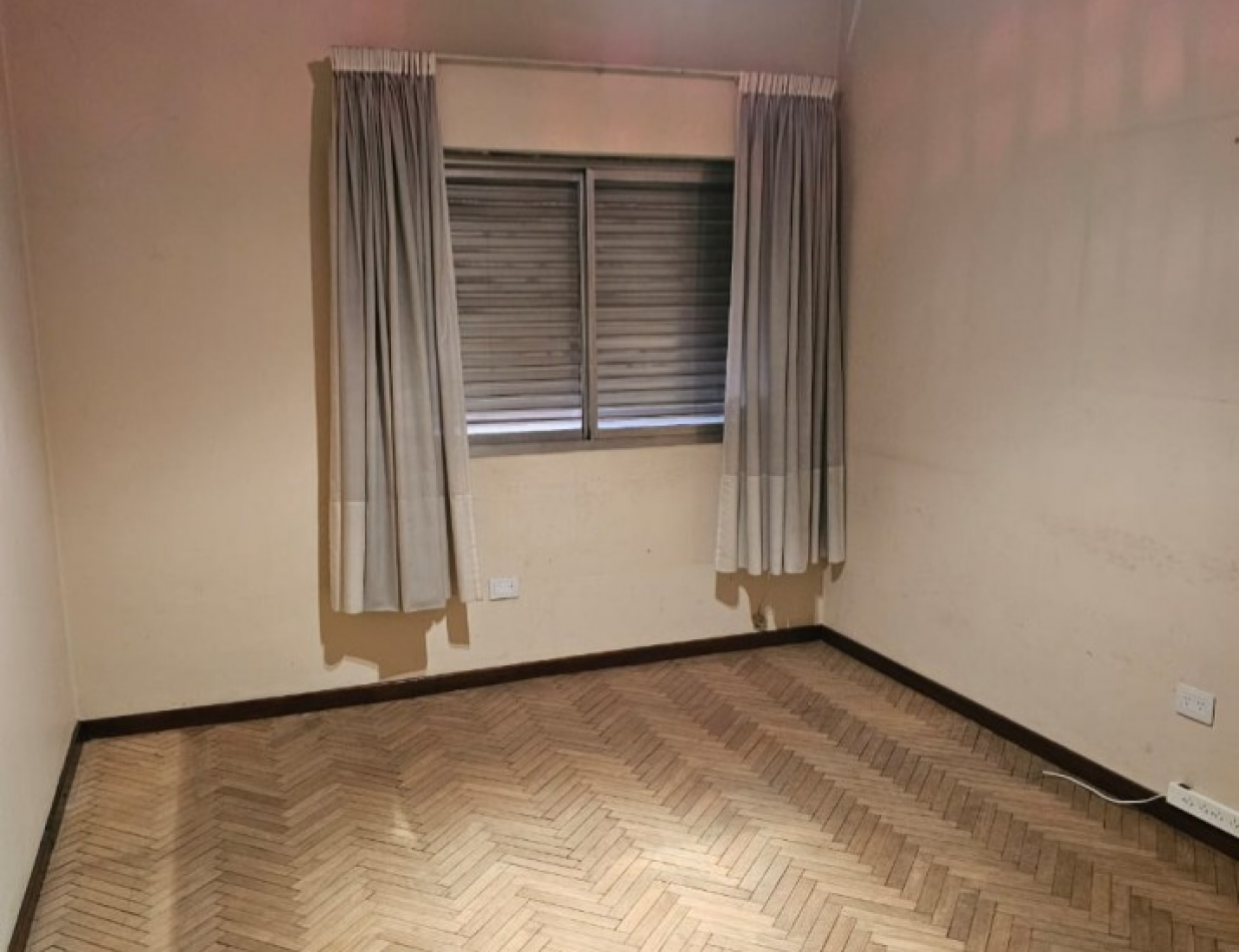 Venta de departamento 1er piso 
