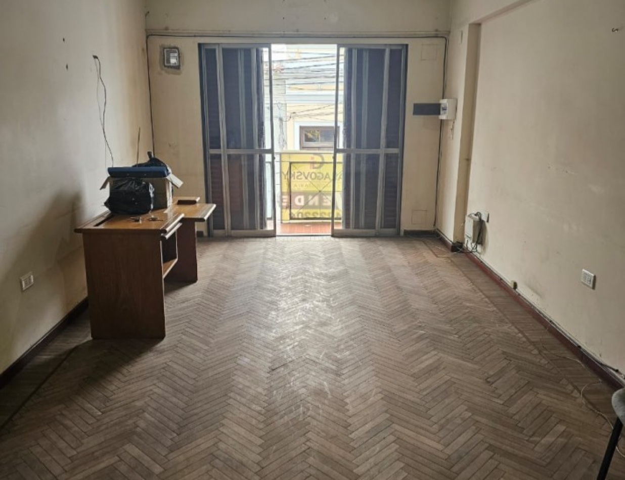 Venta de departamento 1er piso 