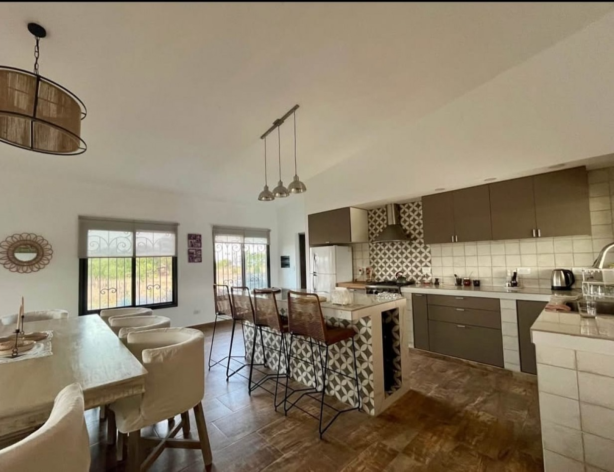 ¡PROPIEDAD SOÑADA EN VENTA - CHICOANA! 