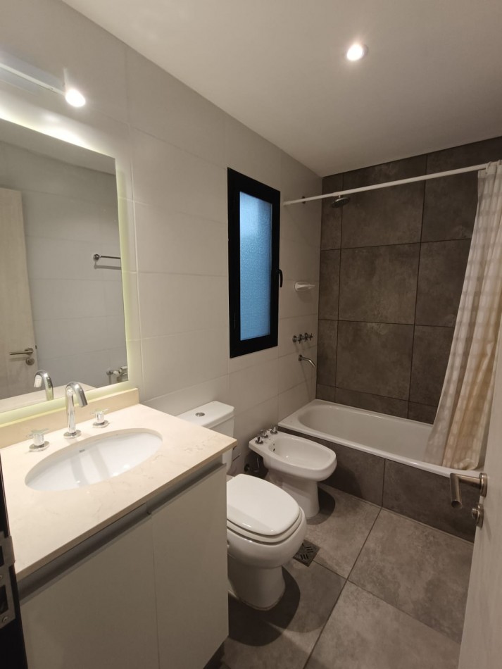 Monoambiente en venta Ubicacion inmejorable - Leguizamon 246 (1er piso al frente)