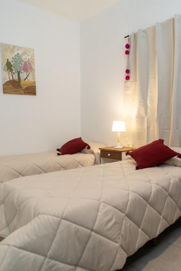 OPORTUNIDAD EN VENTA!  Lamadrid 182, entre Alvarado y Urquiza