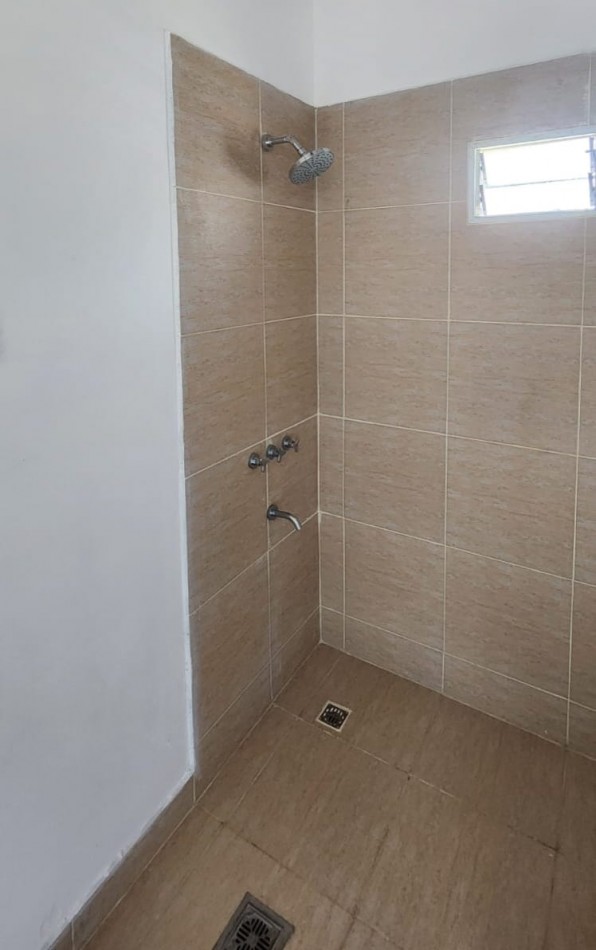 HERMOSA CASA EN VENTA  VILLA EL DIQUE LA SILLETA