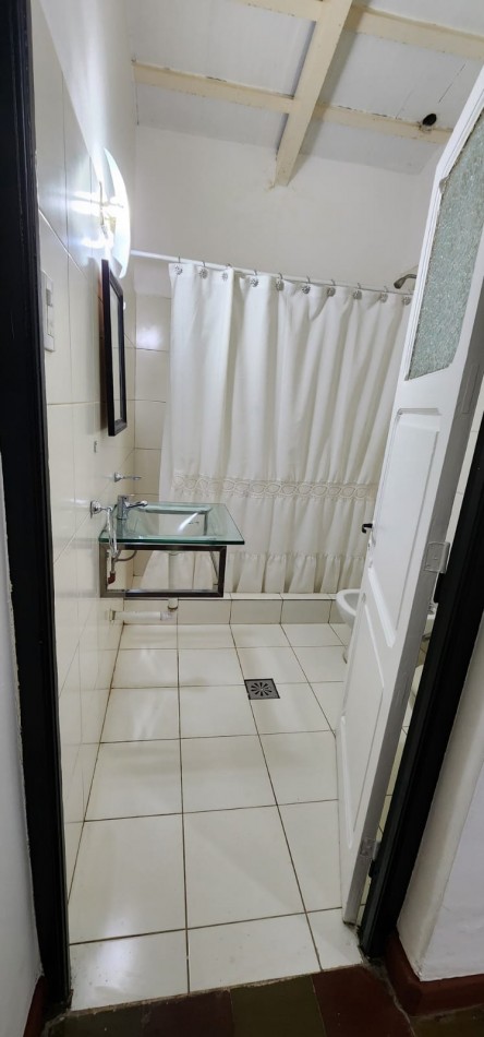 VENTA CASA MACROCENTRO UBICACION ORAN ENTRE AYACUCHO Y TALCAHUANO 