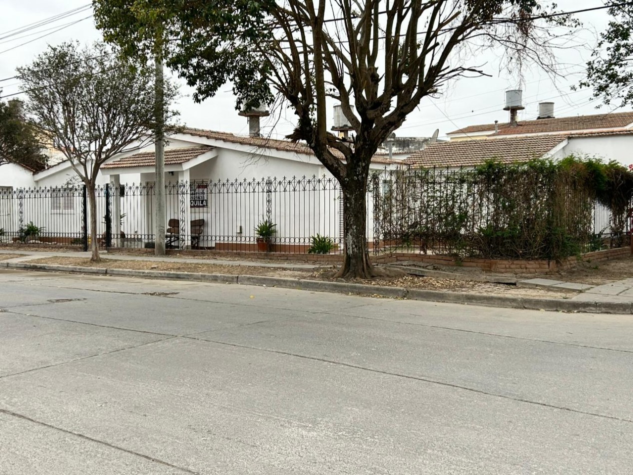 Casa en alquiler en Barrio el Periodista