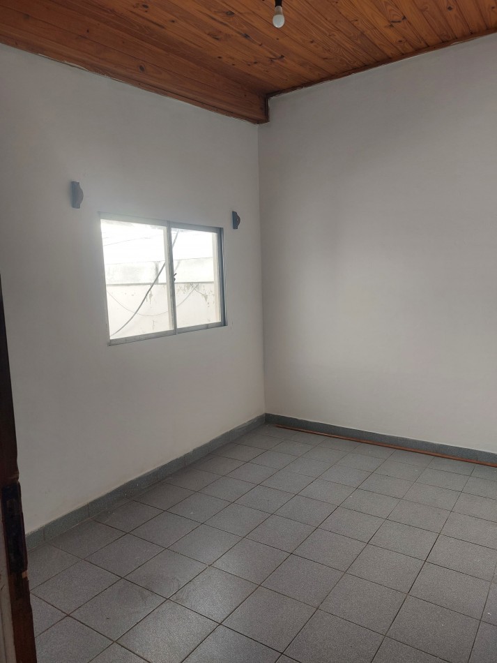  ¡AMPLIO DPTO. EN ALQUILER!