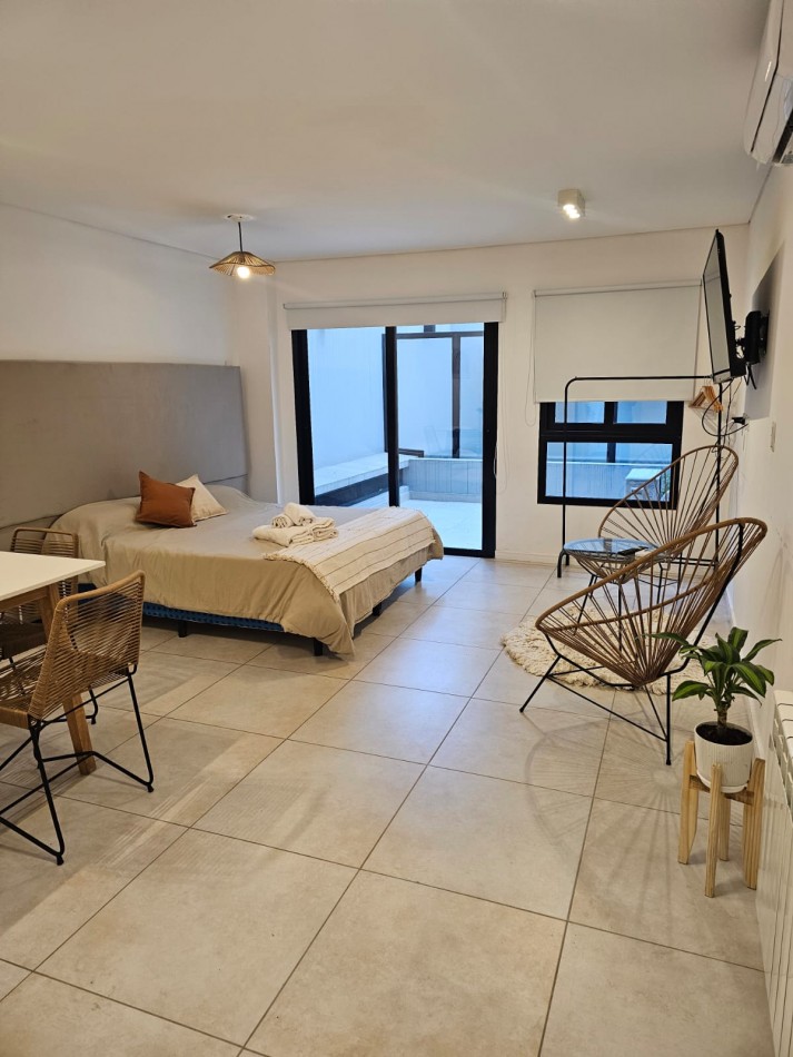 ALQUILER MONOAMBIENTE LEGUIZAMON 246