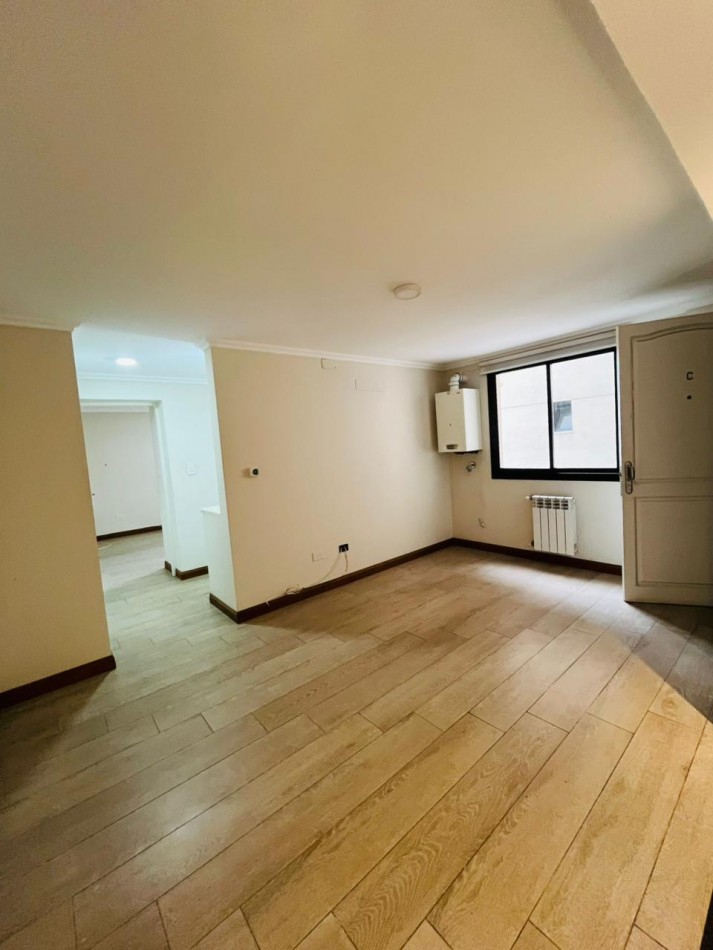 DEPARTAMENTO EN BROWN 241