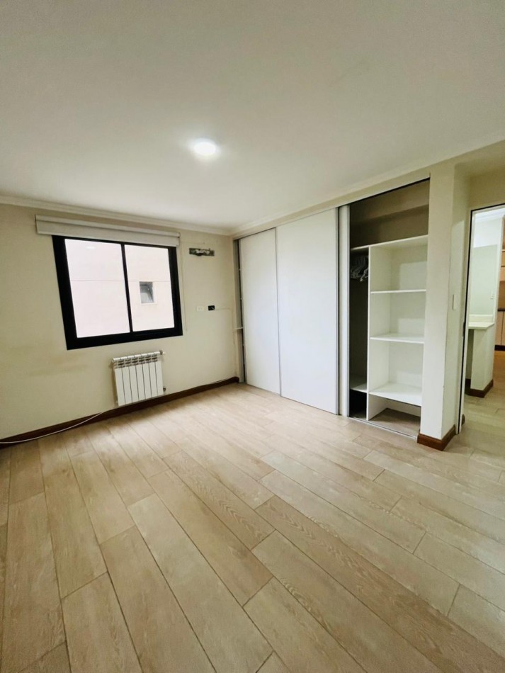 DEPARTAMENTO EN BROWN 241