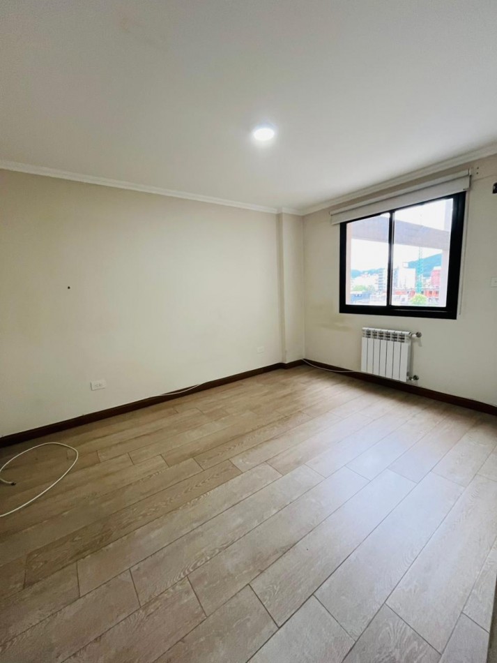 DEPARTAMENTO EN BROWN 241