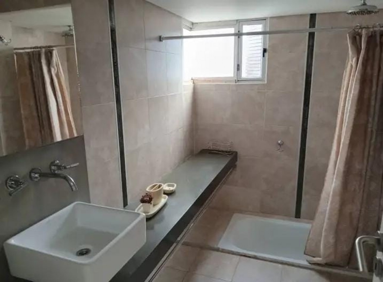 ALQUILER - LOFT EN LA ALMUDENA | VILLA CONTEMPORANEA