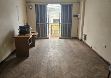 Venta de departamento 1er piso 