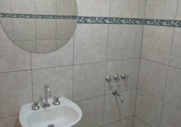 DEPARTAMENTO EN PLANTA ALTA - B° 14 DE MAYO AMPLIACION - ZONA SUR