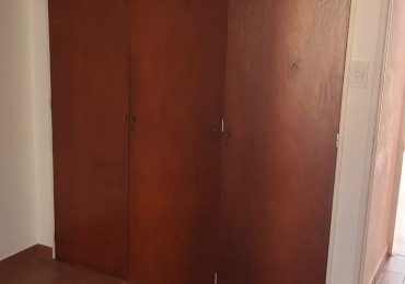 ALQUILO DEPARTAMENTO - BARRIO CASINO (2° Piso, con mejoras)